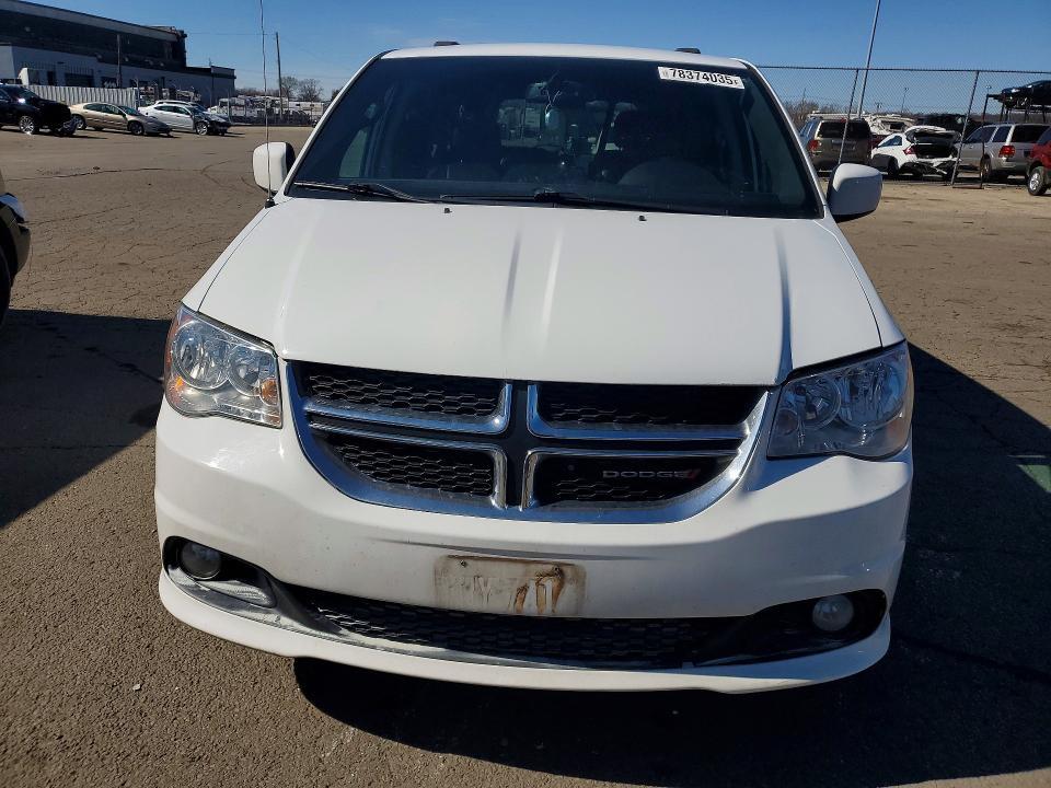 2016 Dodge Grand Caravan sxt