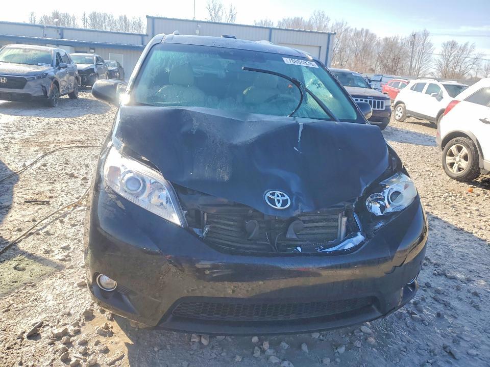 2011 Toyota Sienna Limited 7-passenger