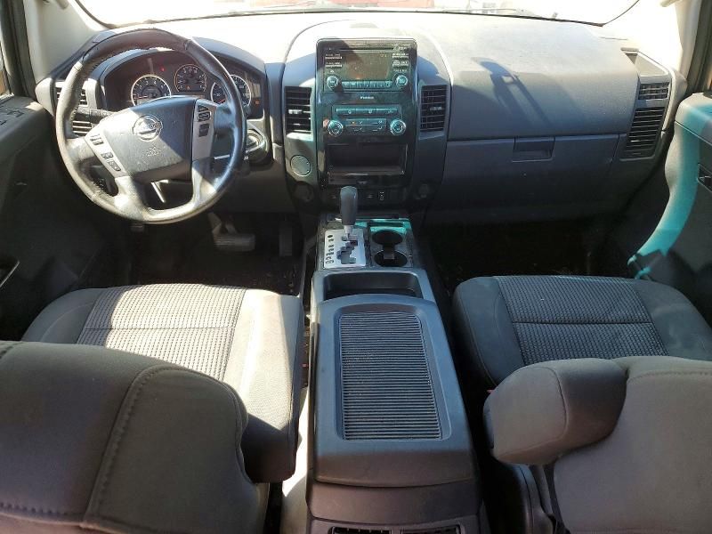 2013 Nissan Titan s