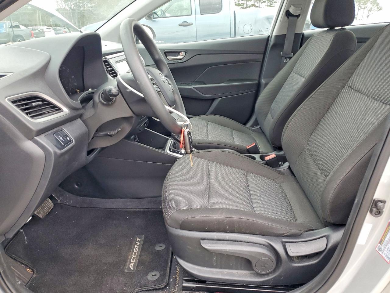 2022 Hyundai Accent se