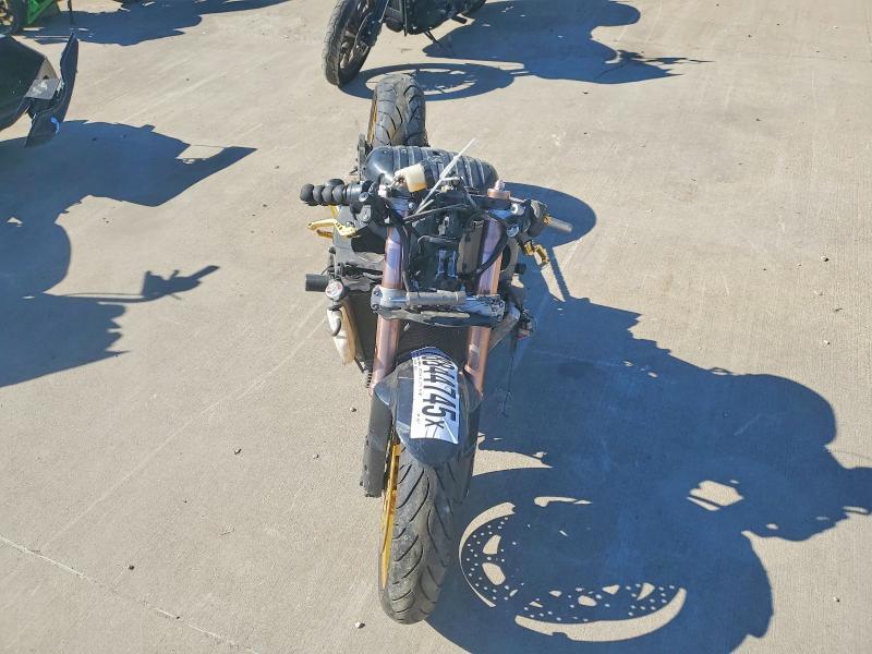 2005 Suzuki GSX-R1000