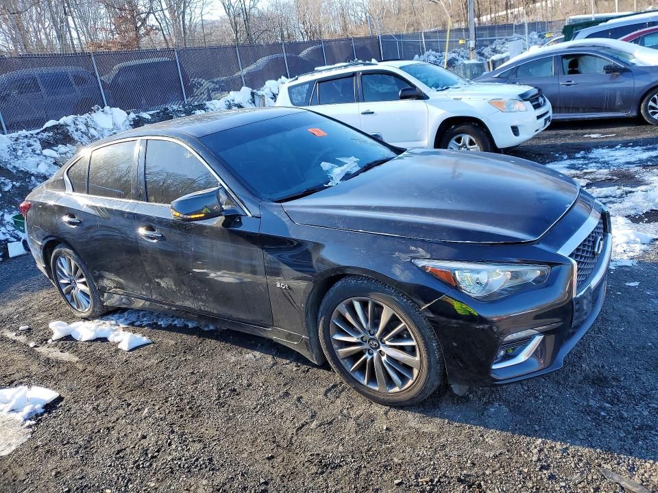 2018 Infiniti Q50 Luxe