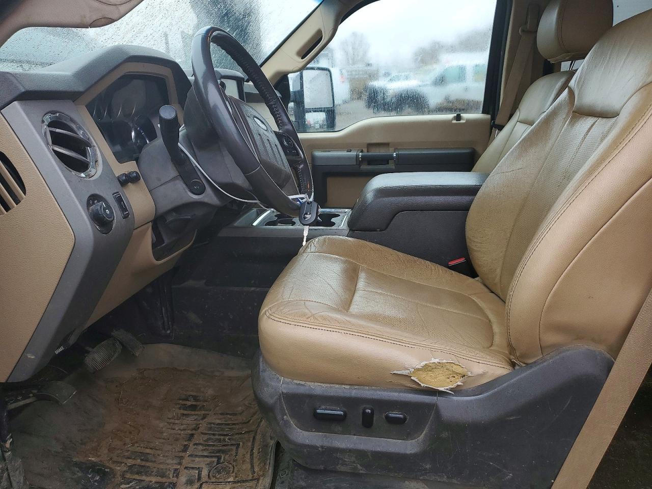 2014 Ford F350 Super Duty Flatbed Truck