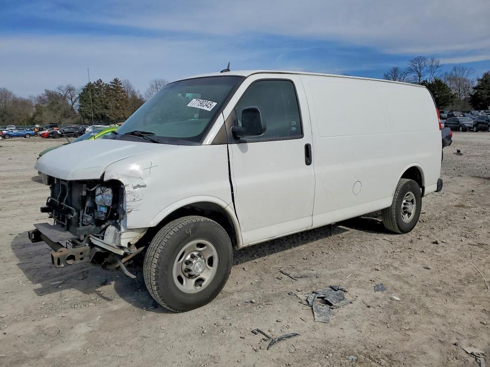 2015 Chevrolet Express 2500 Cargo Delivery Van