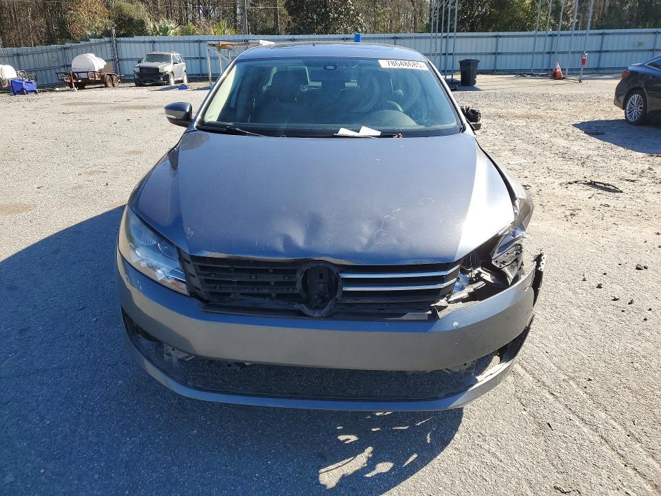 2013 Volkswagen Passat se