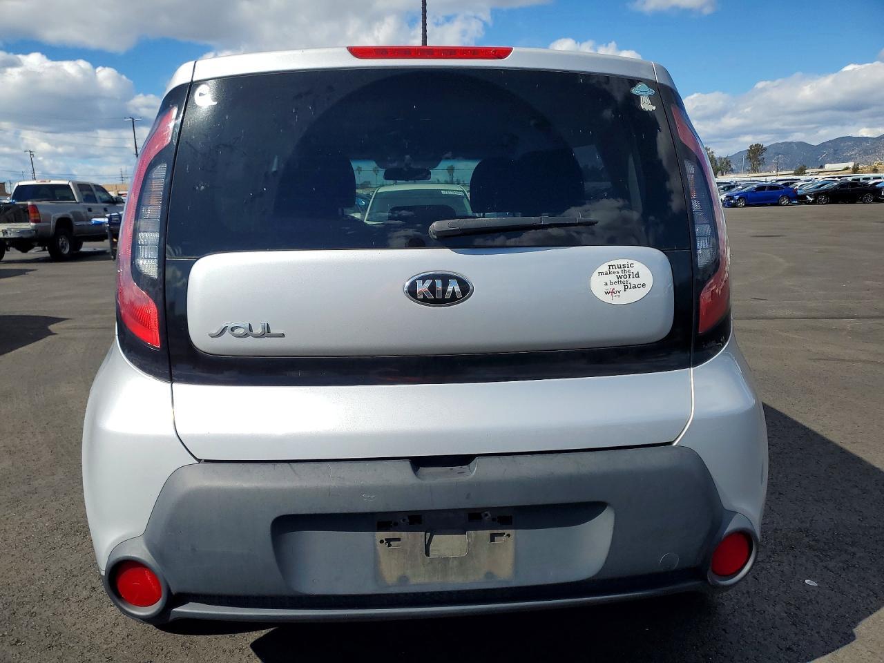 2016 KIA Soul