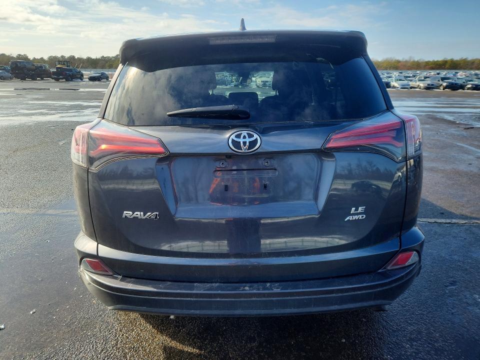 2018 Toyota Rav4 le