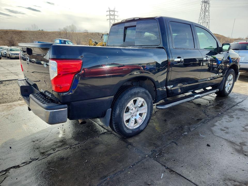 2018 Nissan Titan s