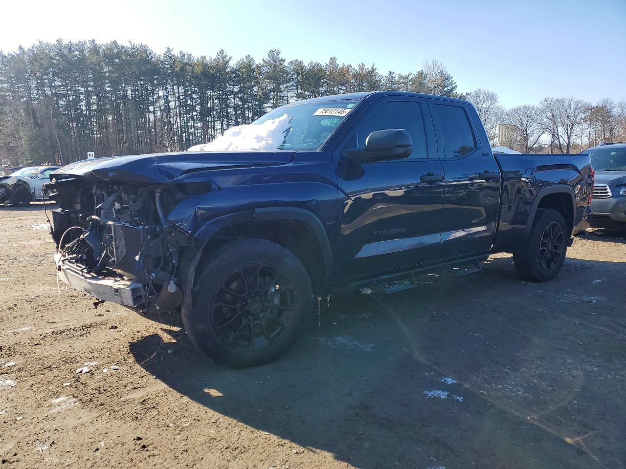 2023 Toyota Tundra Double cab sr