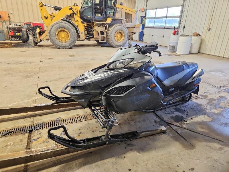 2006 Yama Apex GT, RX10GTL