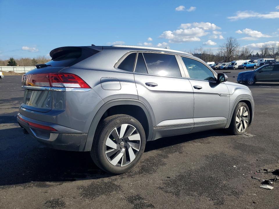 2025 Volkswagen Atlas Cross Sport se