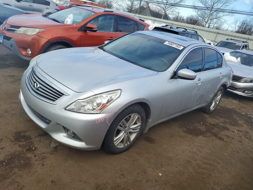 2013 Infiniti G37