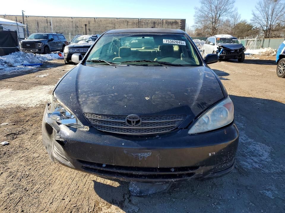 2002 Toyota Camry le