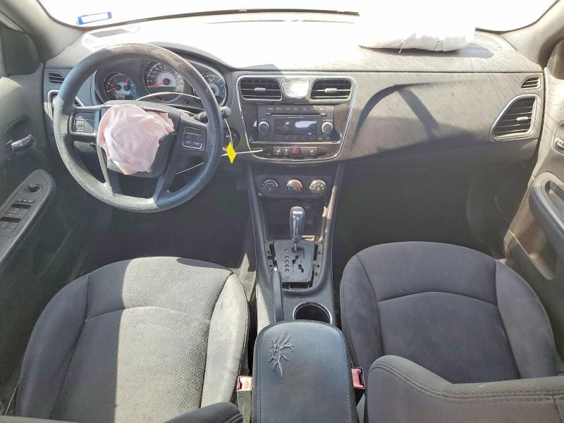 2014 Chrysler 200 lx