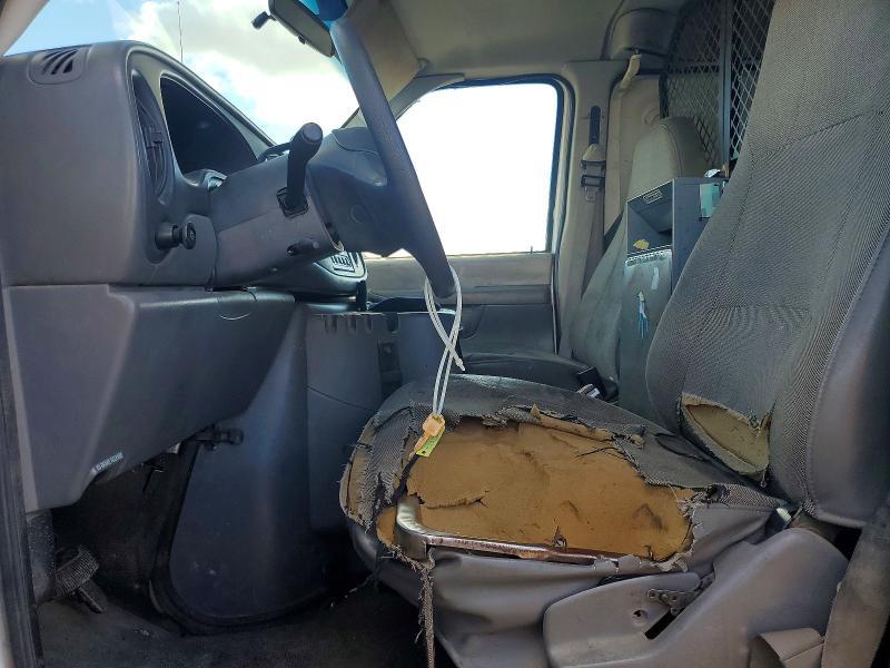 2003 Ford E250 Utility / Service Van
