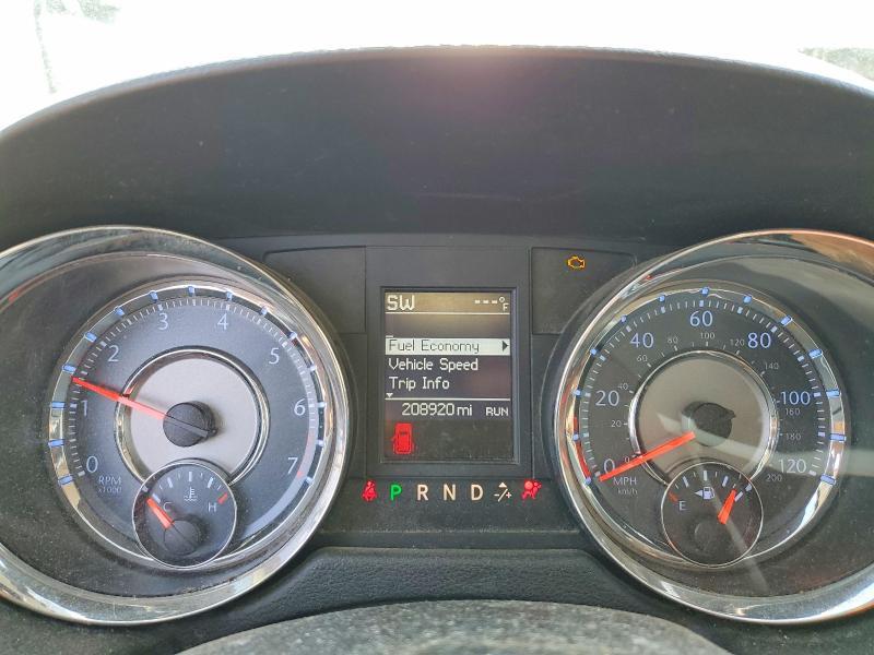 2014 Chrysler Town & Country Touring l