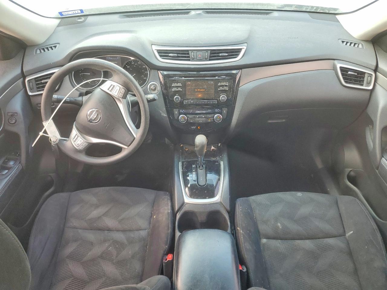 2014 Niss Rogue sv
