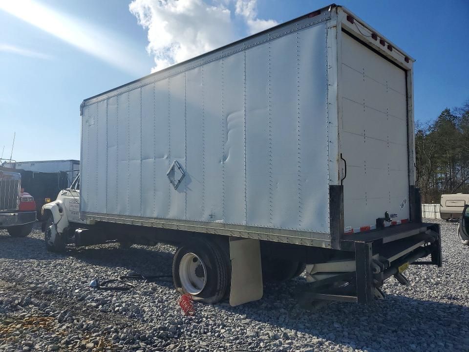 1998 Ford F800 BOX Truck