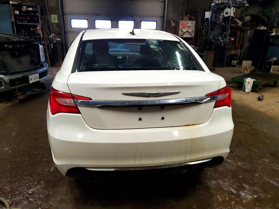 2013 Chrysler 200 Limited
