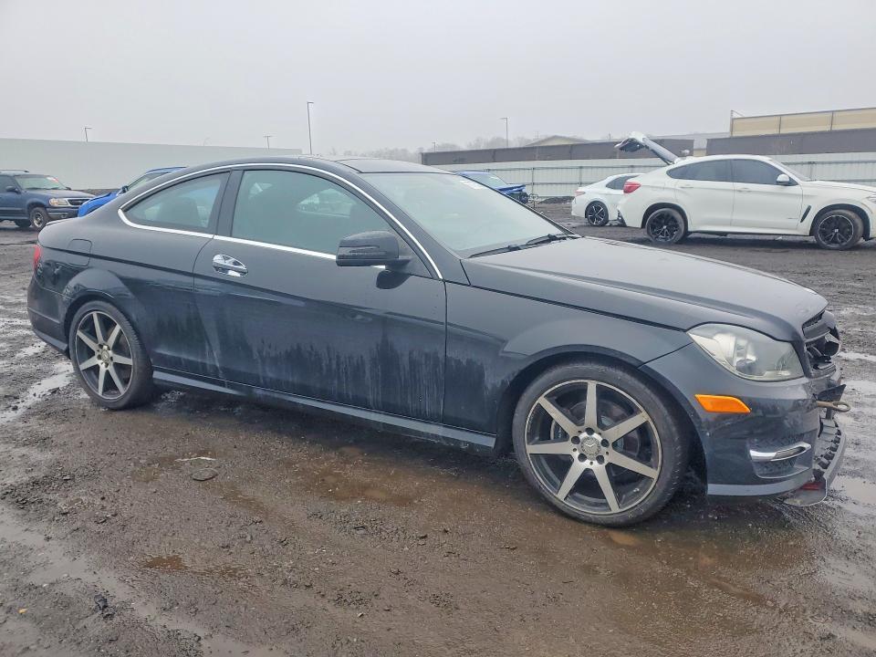 2015 Mercedes-Benz C 250