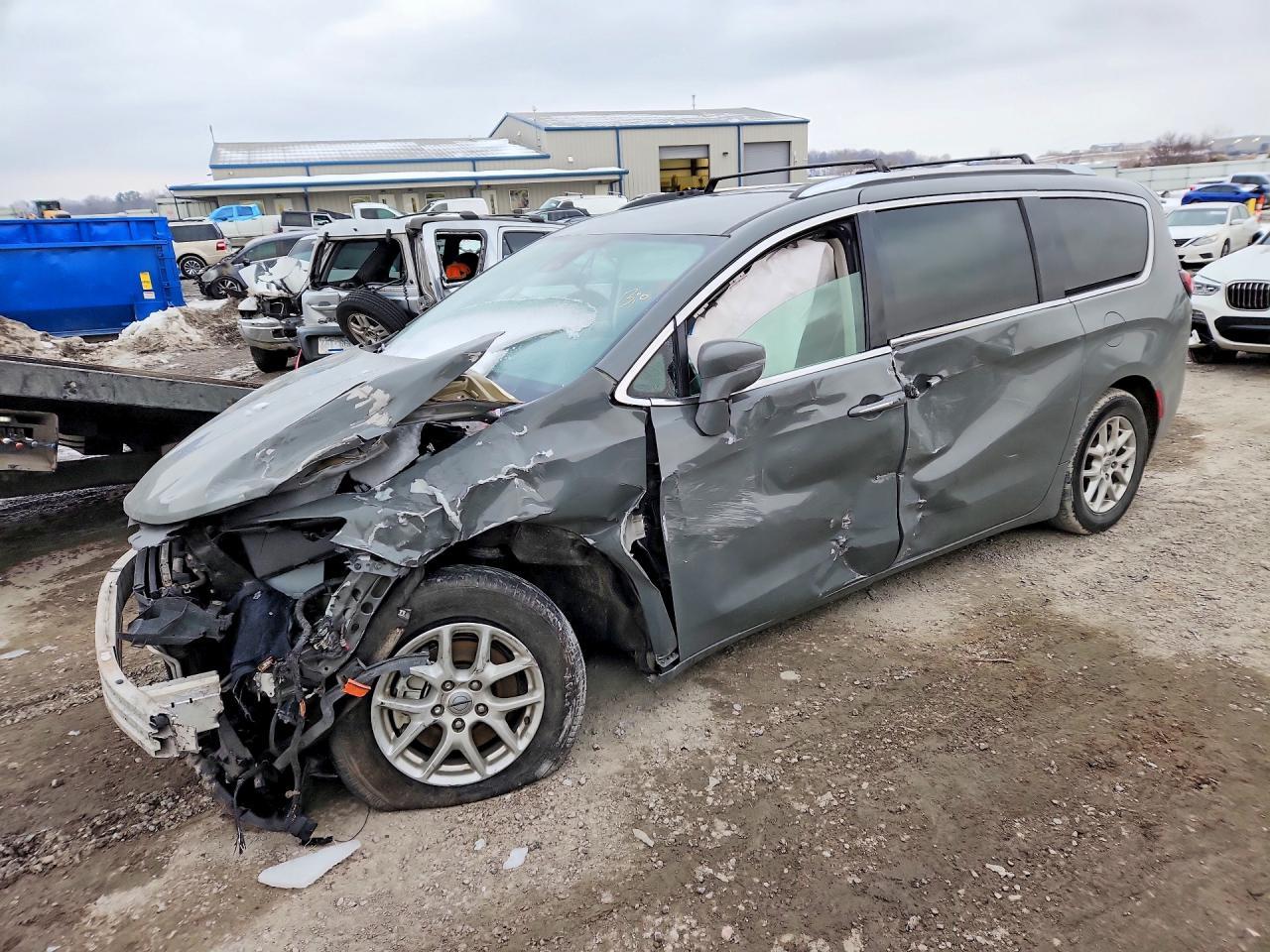 2021 Chrysler Pacifica Touring l