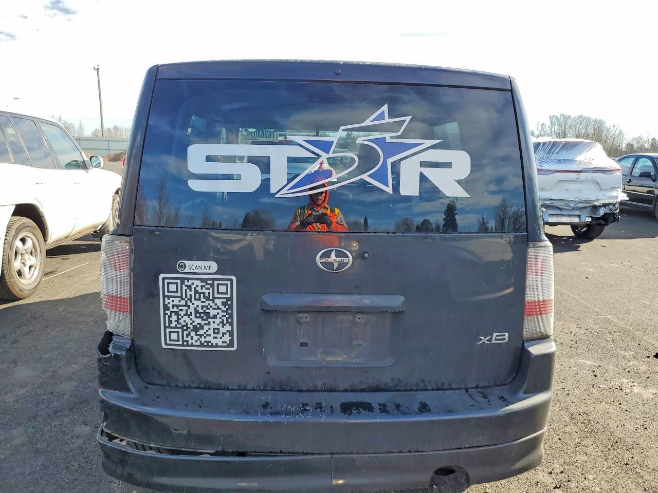 2004 Scion XB