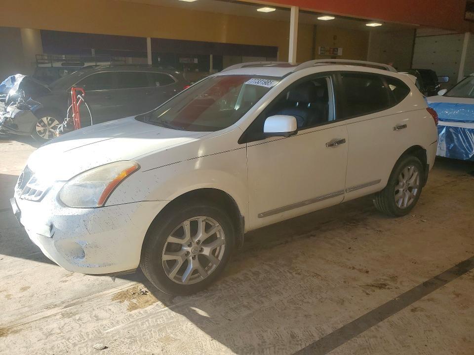 2012 Nissan Rogue s