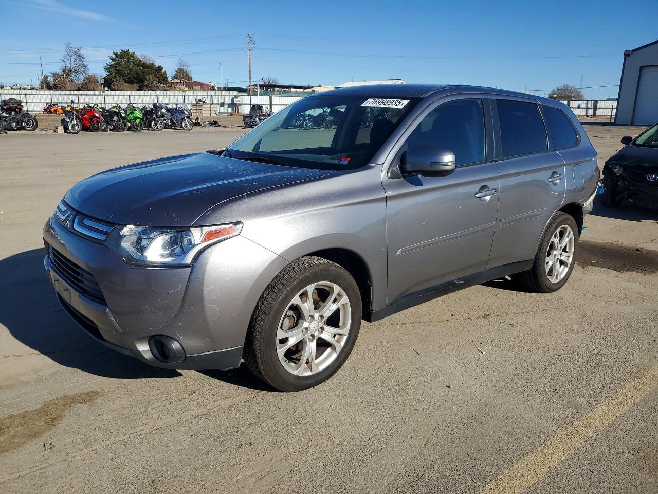 2014 Mitsubishi Outlander se