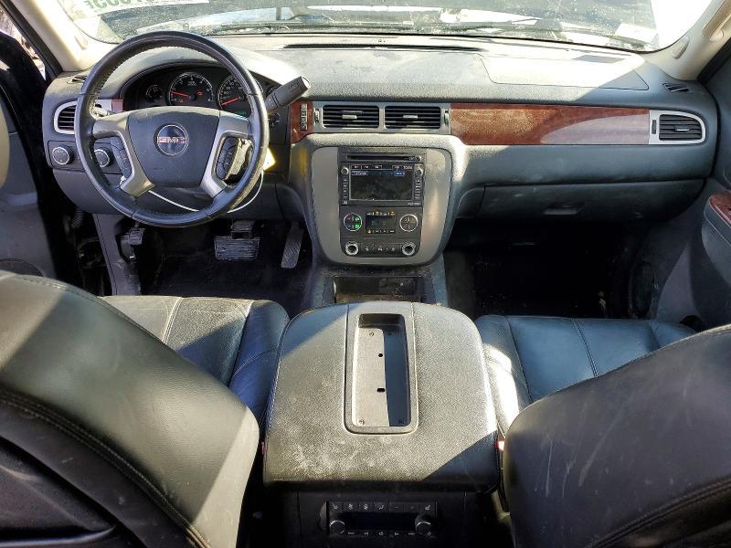 2011 GMC Yukon xl K1500 slt