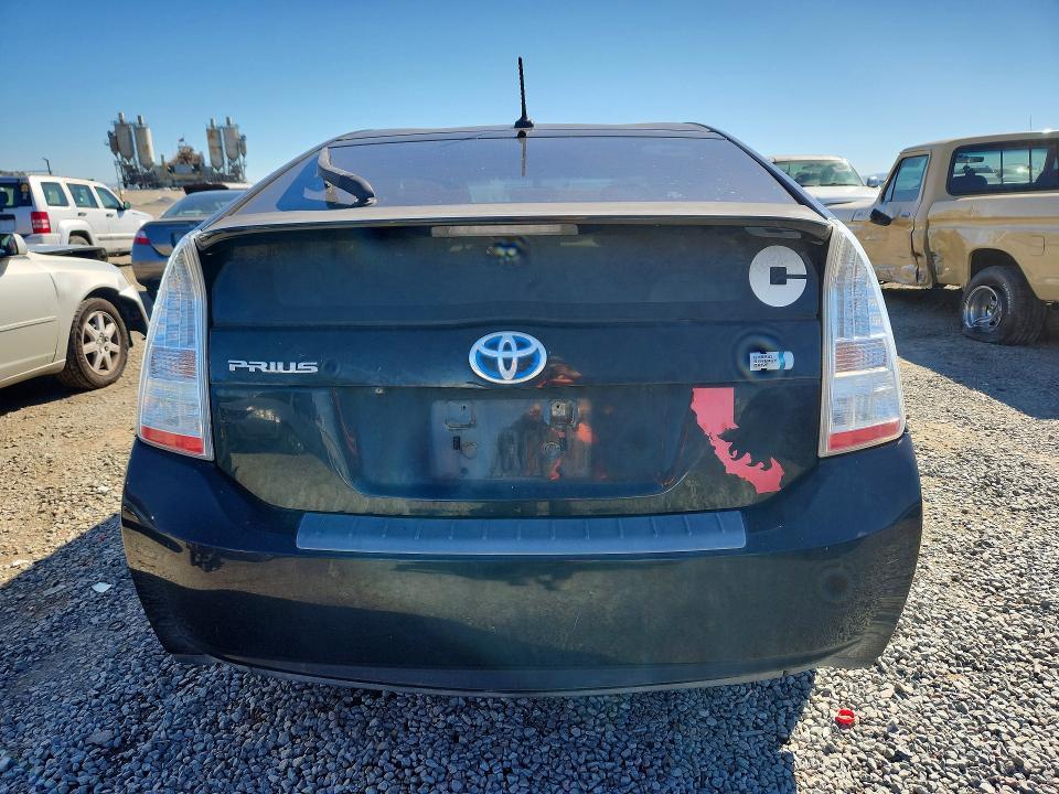 2010 Toyota Prius iii