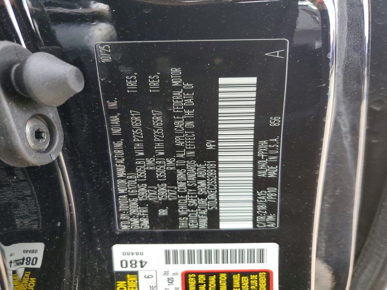 2025 Toyota Sienna xle