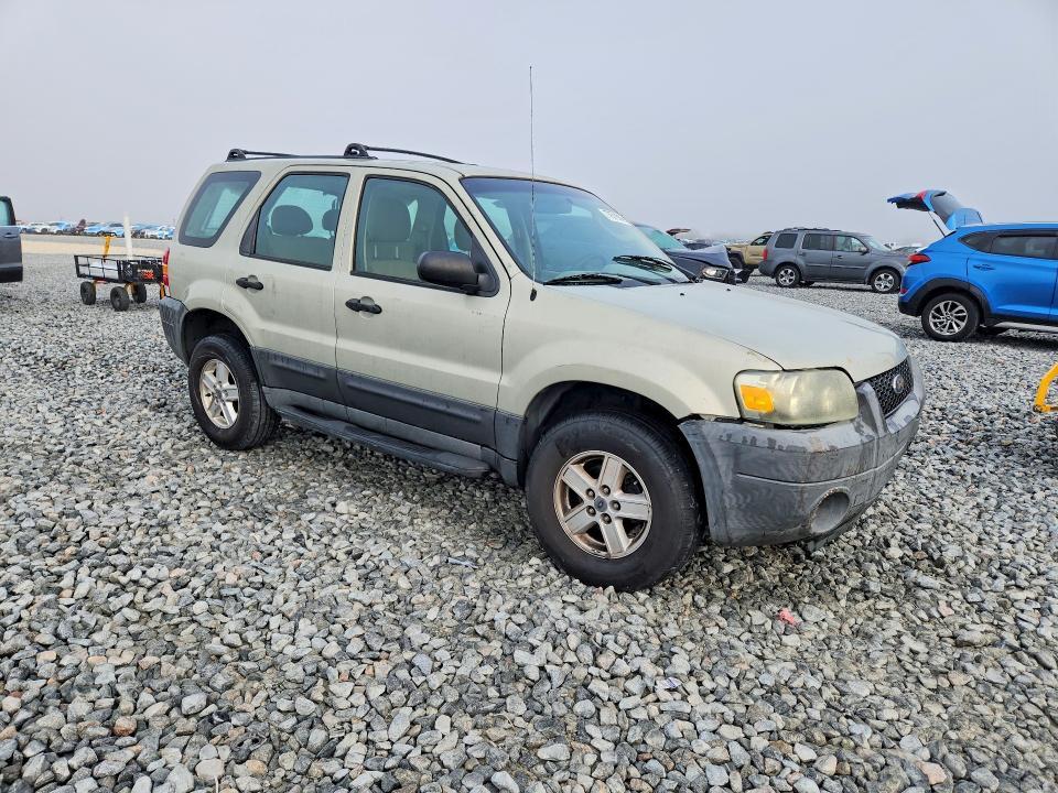 2005 Ford Escape xls
