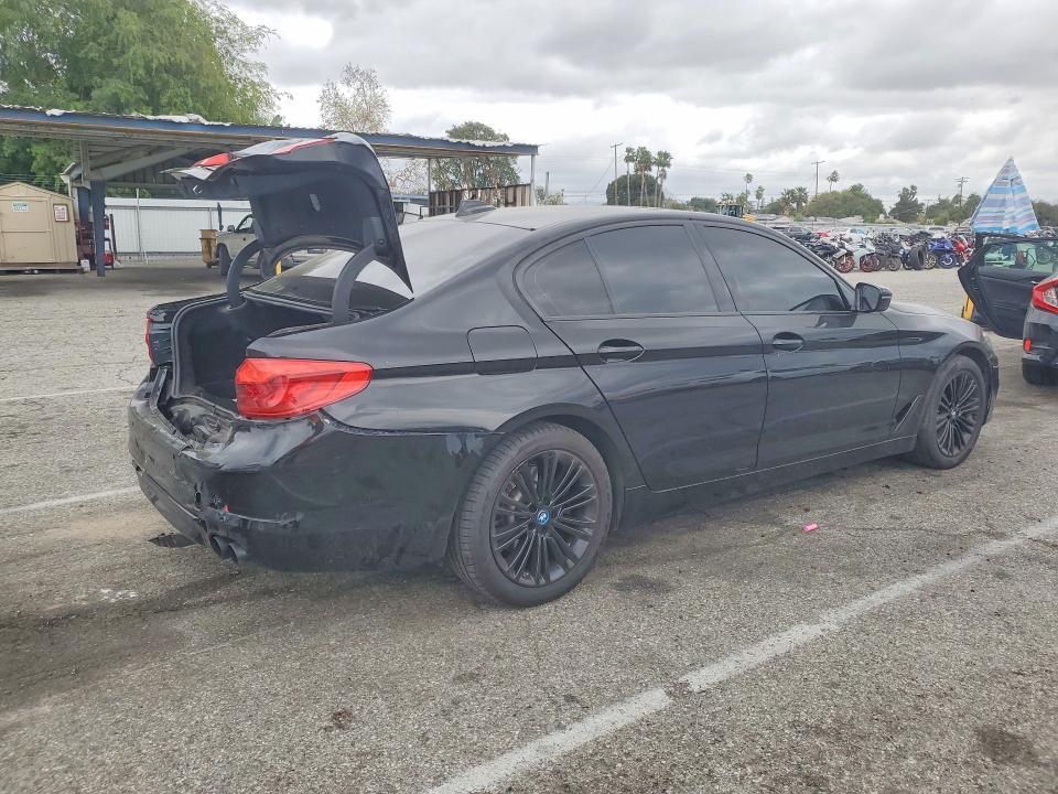2019 BMW 530e