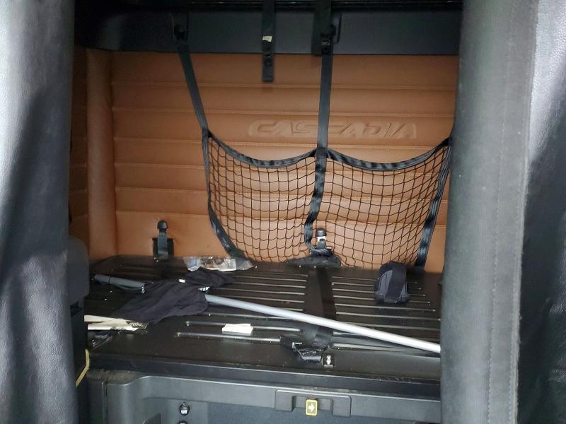 2019 Freigliner 2019 Freightliner Cascadia 126 Semi Truck