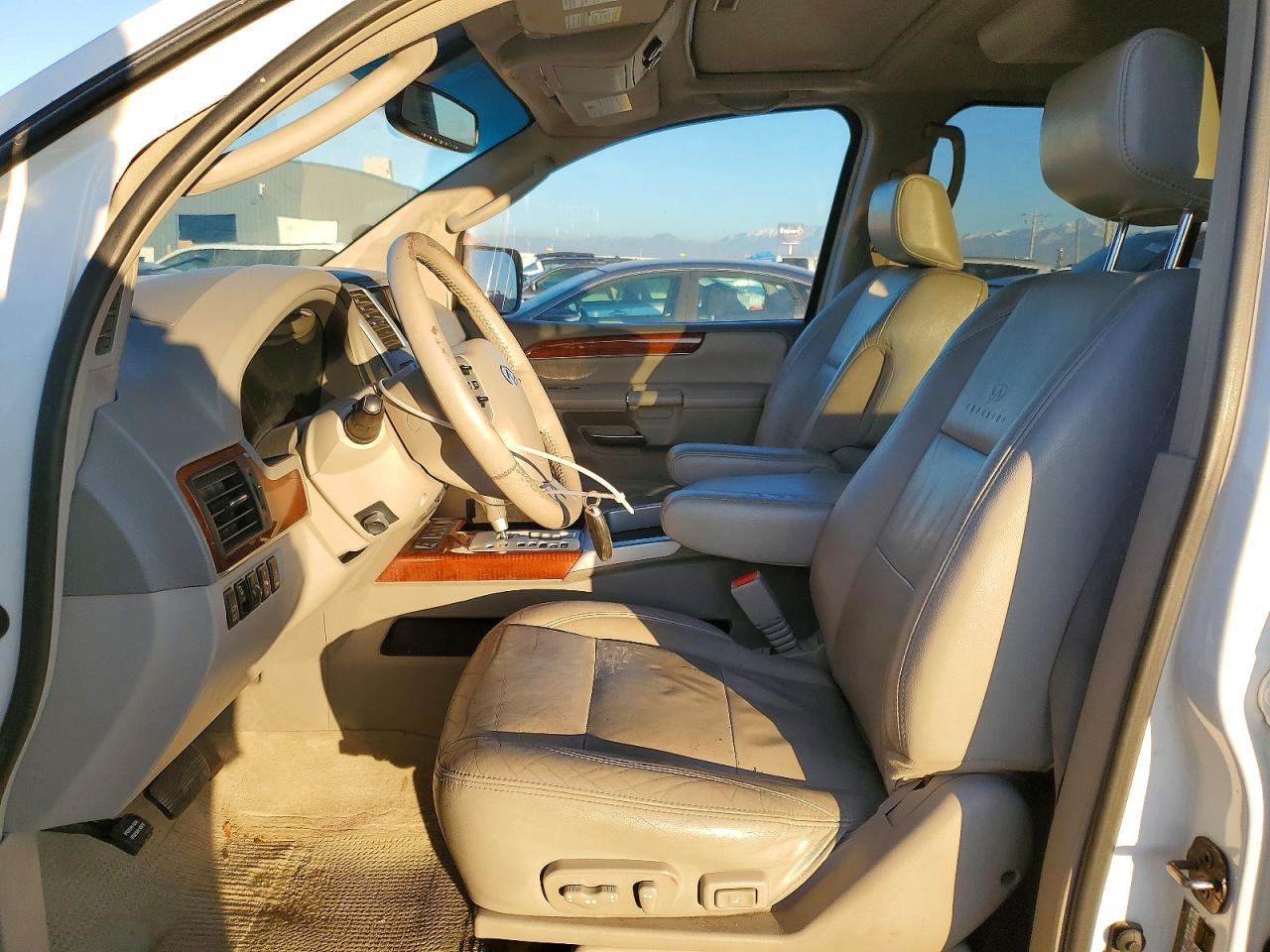 2010 Infinity Qx56