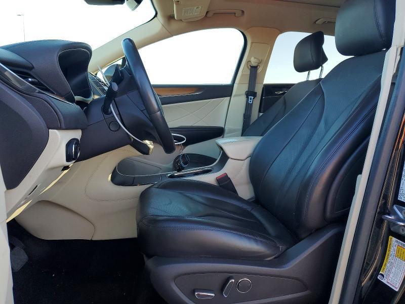 2015 Lincoln Townhouse MKC