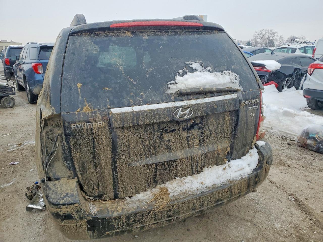 2007 Hyundai Entourage gls