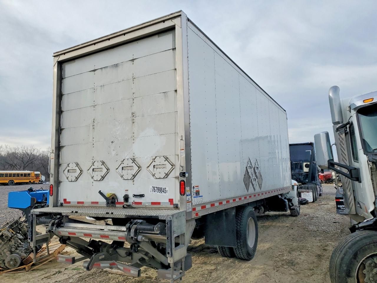 2022 International MV607 BOX Truck