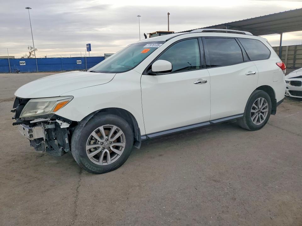 2015 Nissan Pathfinder s