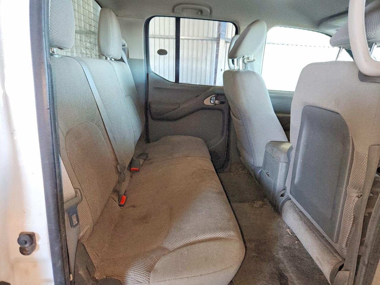 2013 Nissan Frontier S