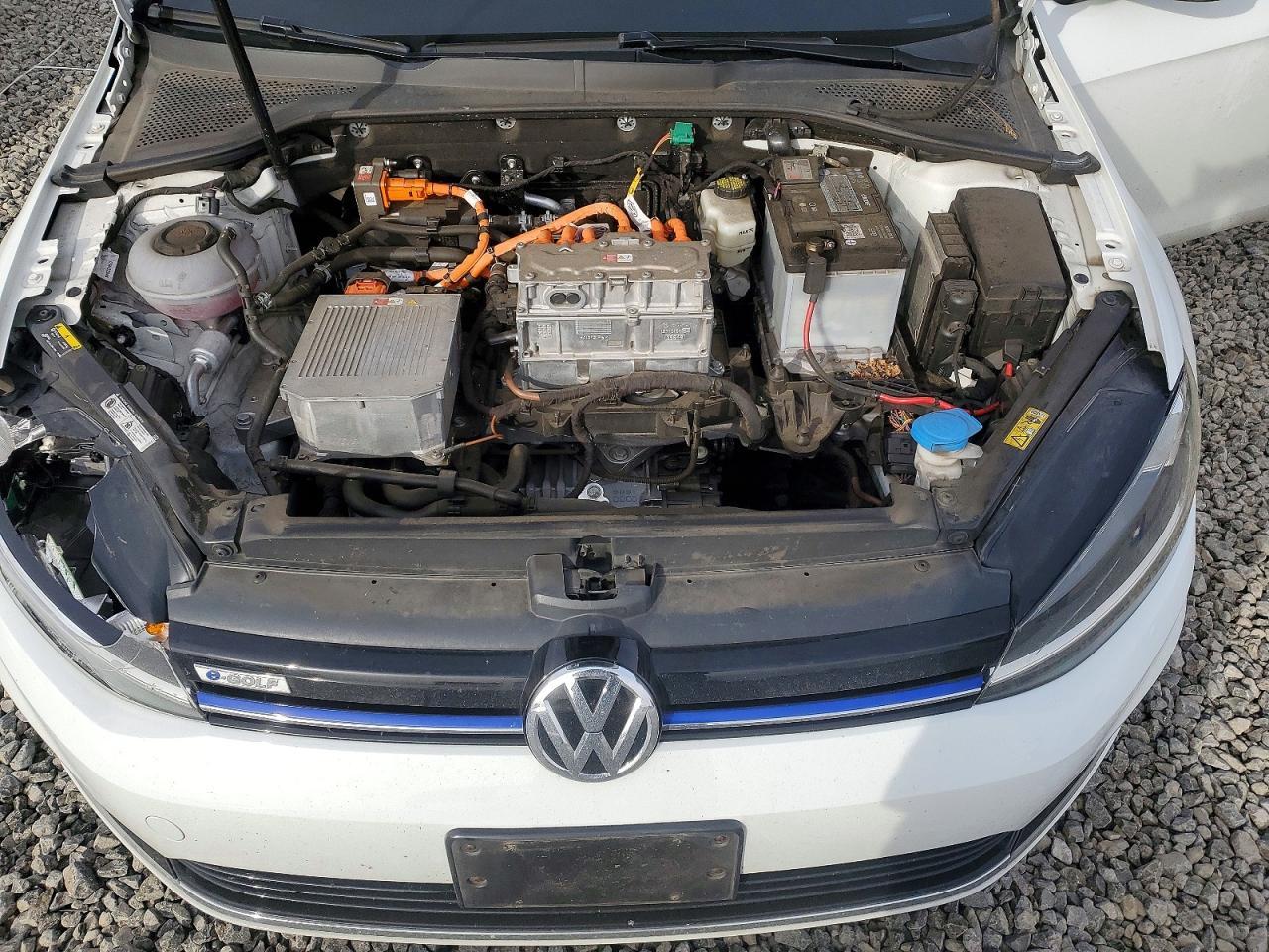 2017 Volkswagen E-golf se