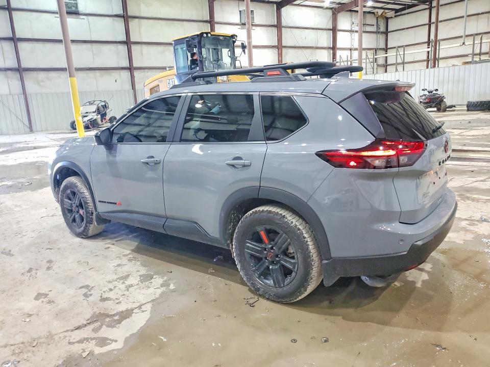 2025 Nissan Rogue sv