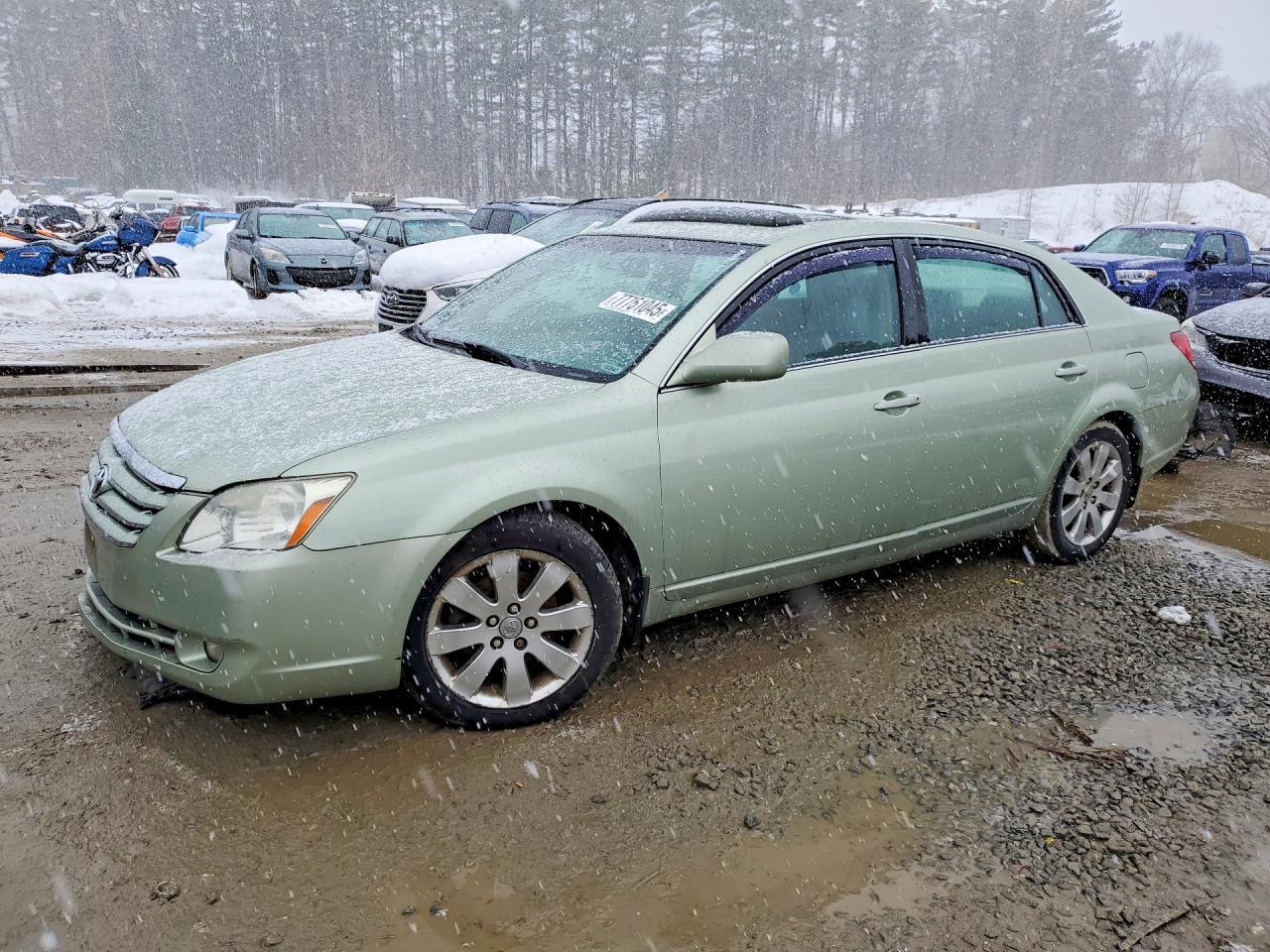 2006 Toyota Avalon Base