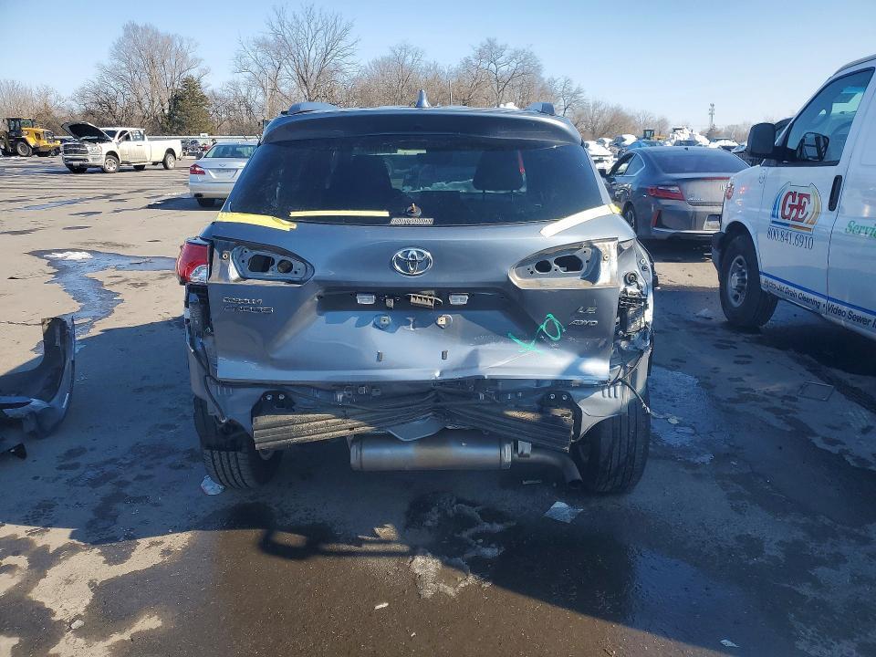 2022 Toyota Corolla Cross le