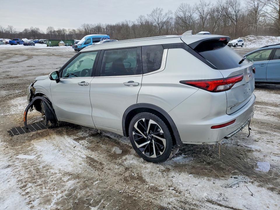 2022 Mitsubishi Outlander sel