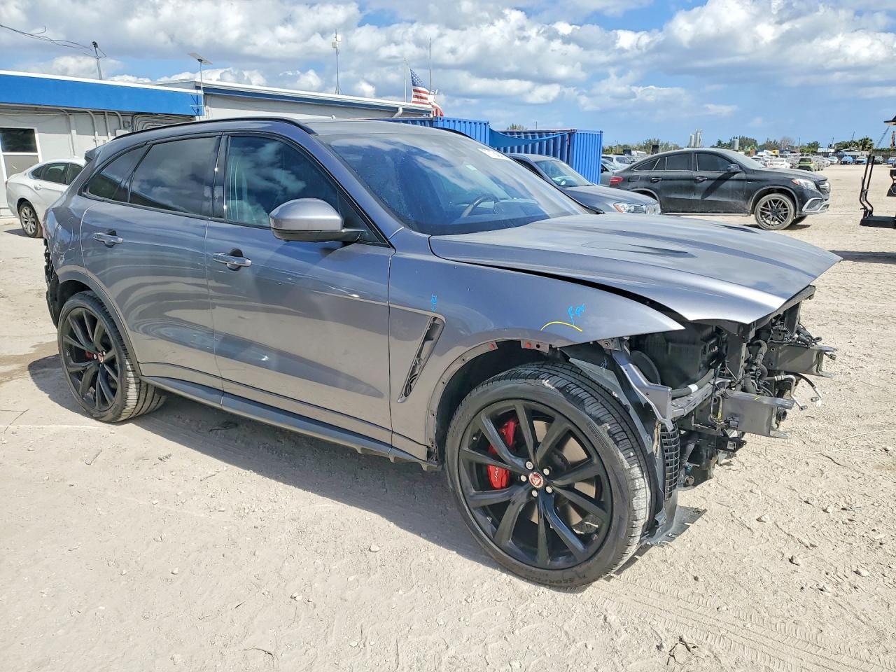 2020 Jaguar F-pace svr