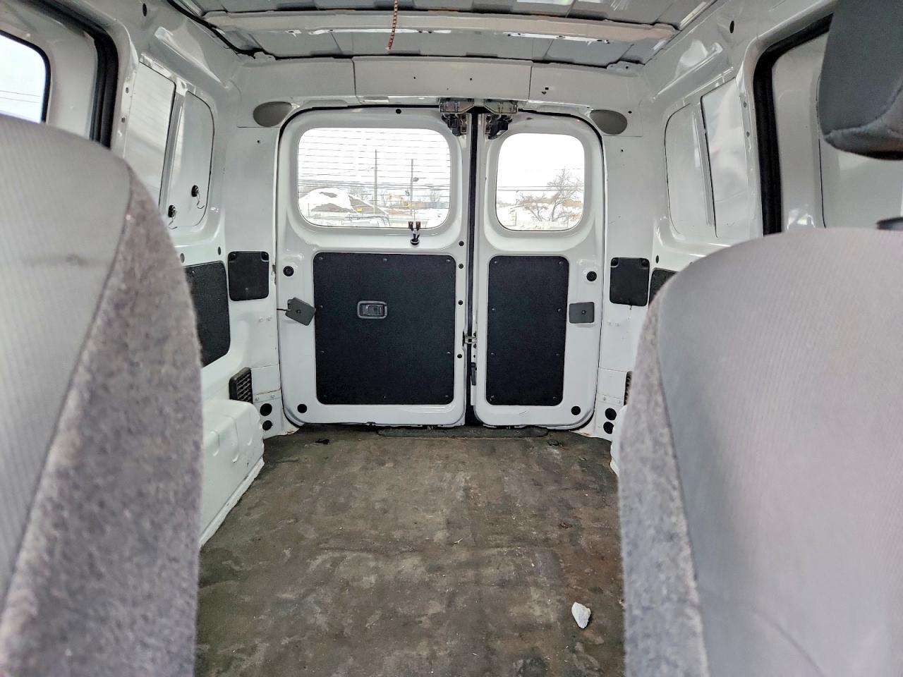 2015 Nissan NV200 2.5S