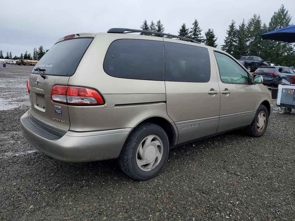 2002 Toyota Sienna xle