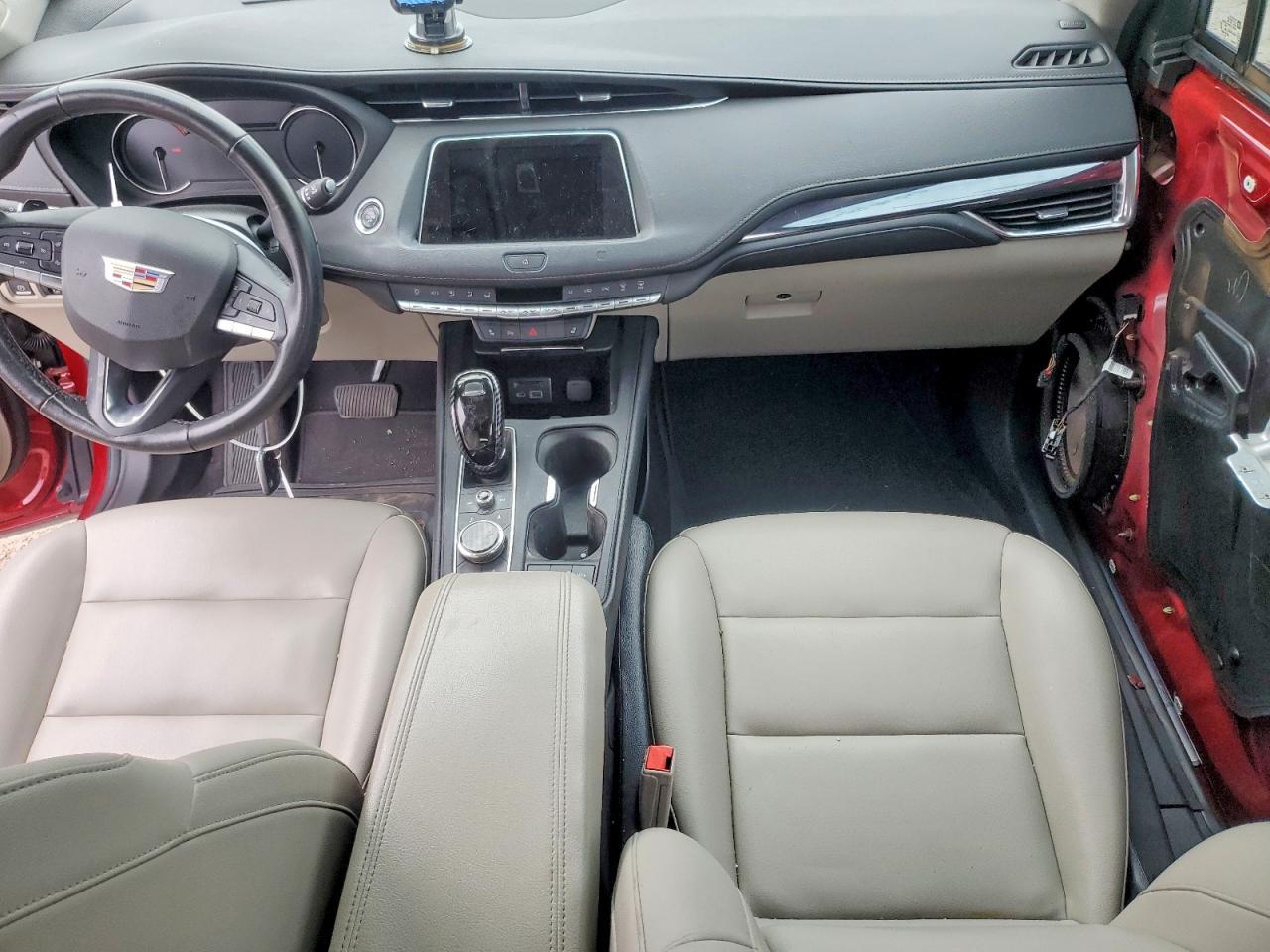 2020 Cadillac XT4 Luxury
