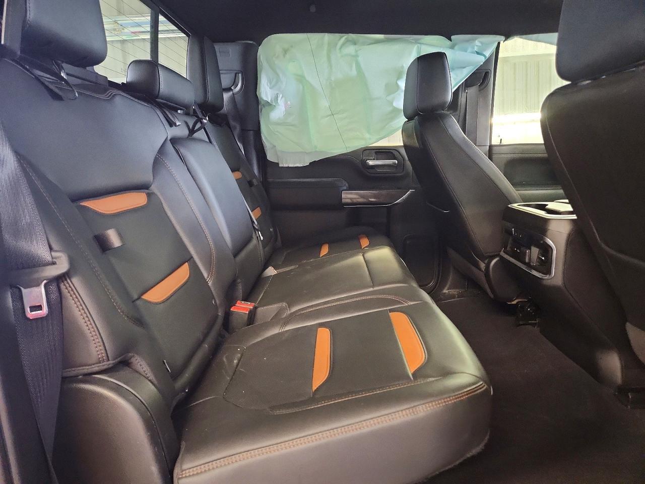 2020 GMC Sierra K2500 AT4